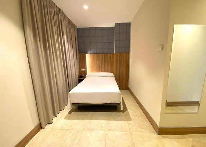 卡米诺里尔酒店 酒店