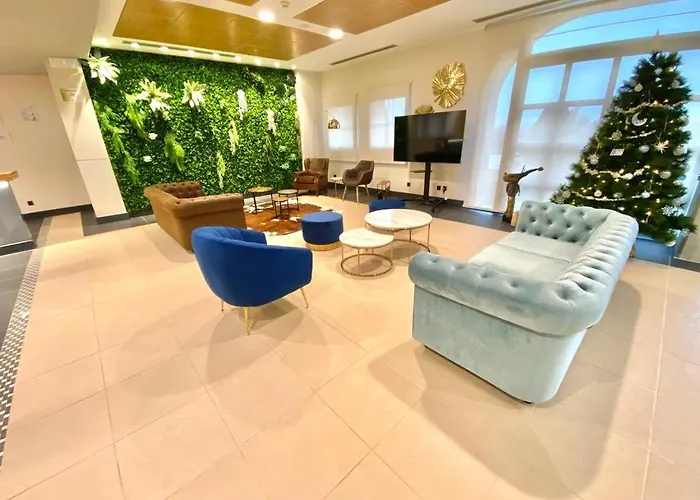 卡米诺里尔酒店 Dueñas