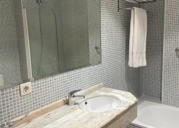 卡米诺里尔酒店