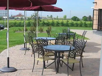 卡米诺里尔酒店 3* Dueñas